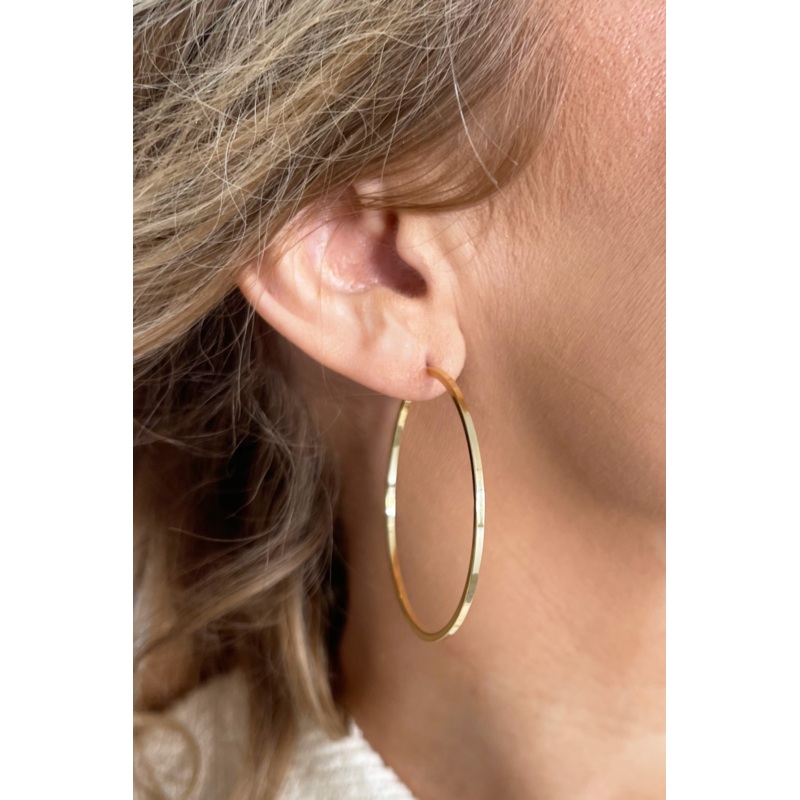 Large Classic Hoop Earring Gold