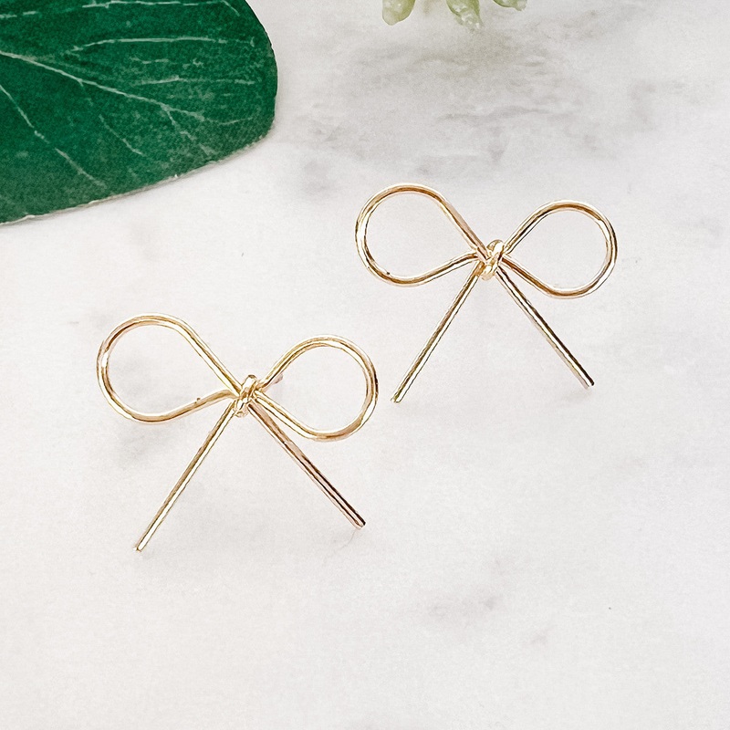 Metal Wire Bow Earrings Gold