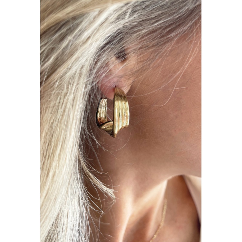 Twist Hoop Earrings Gold