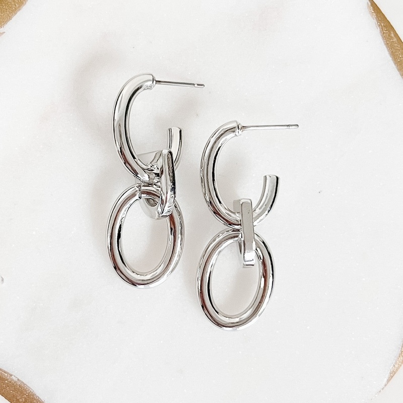 Metal Link Dangle Earrings Gold