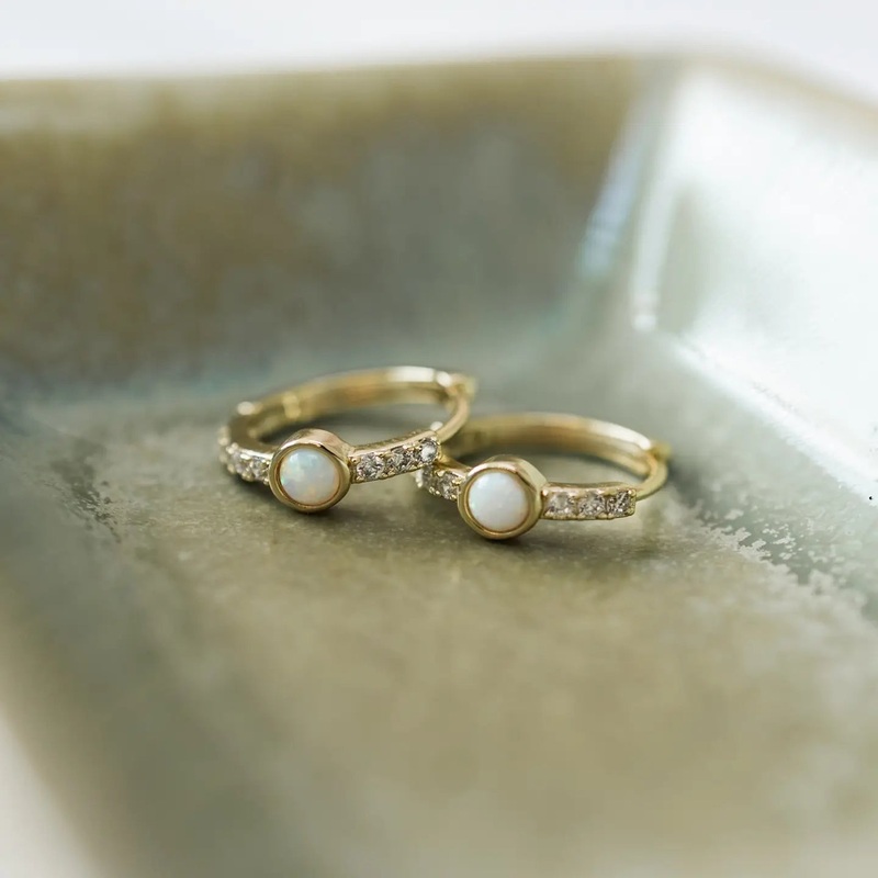 Opal Gleam Hoop Gold/Opal