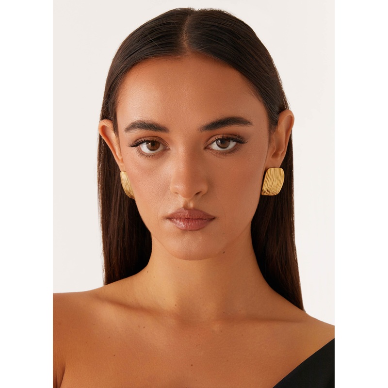 About Last Night Earrings – Gold Gold One Size