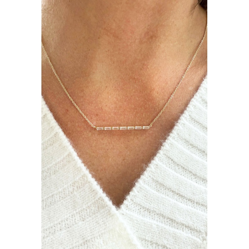 Horizontal Poise Necklace Gold