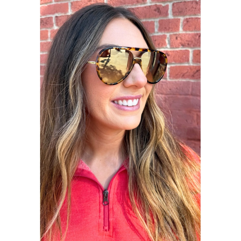 Shay Sunglasses Tortoise/Solid Gray