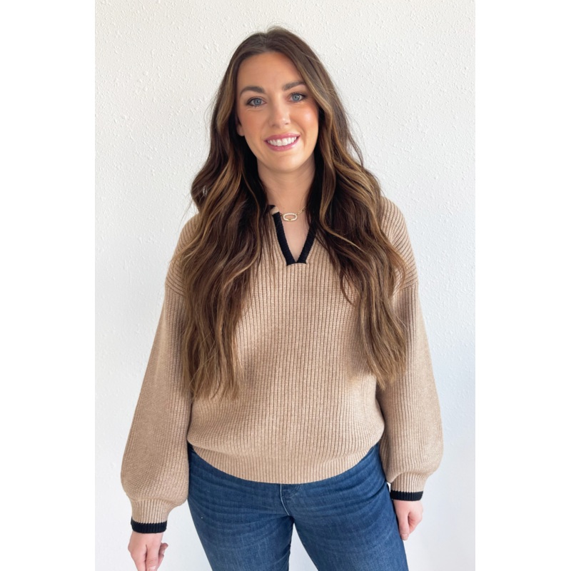 Collar Knit Sweater with Contrast Edging Small Cream