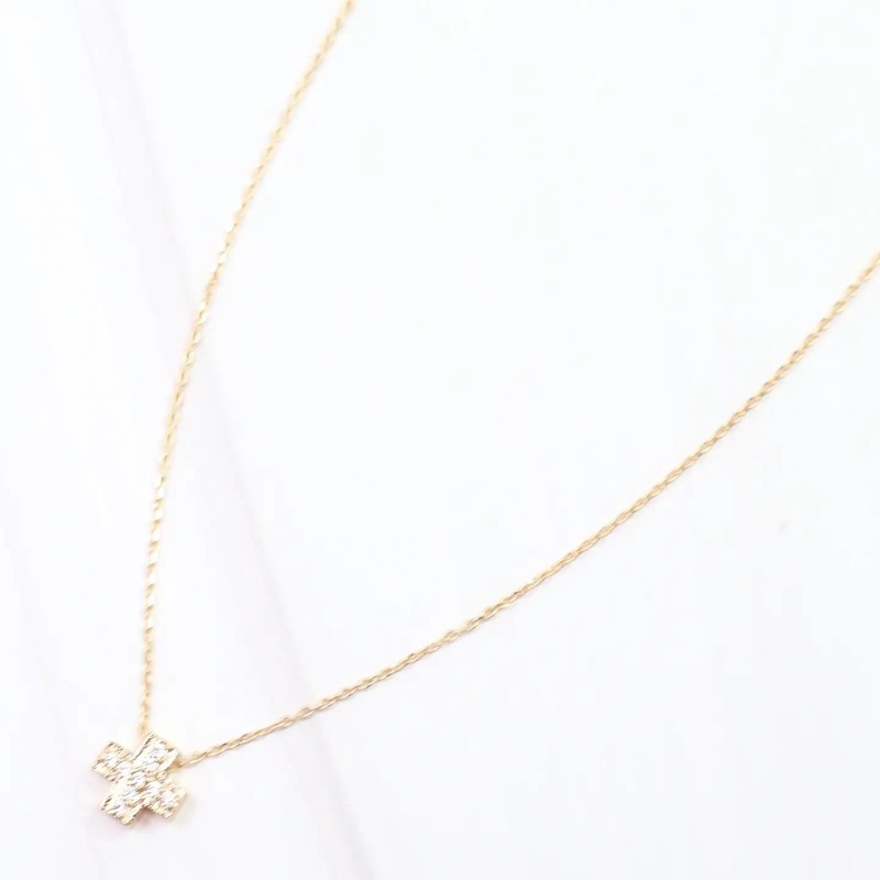 Aria Cross Necklace Gold