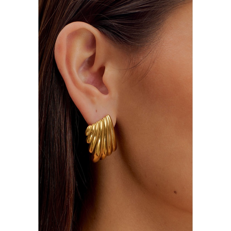 Olympia Textured Square Earrings – Gold One Size