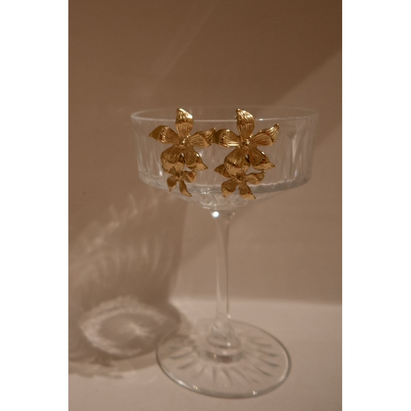 Infatuated Drop Flower Earrings – Gold One Size