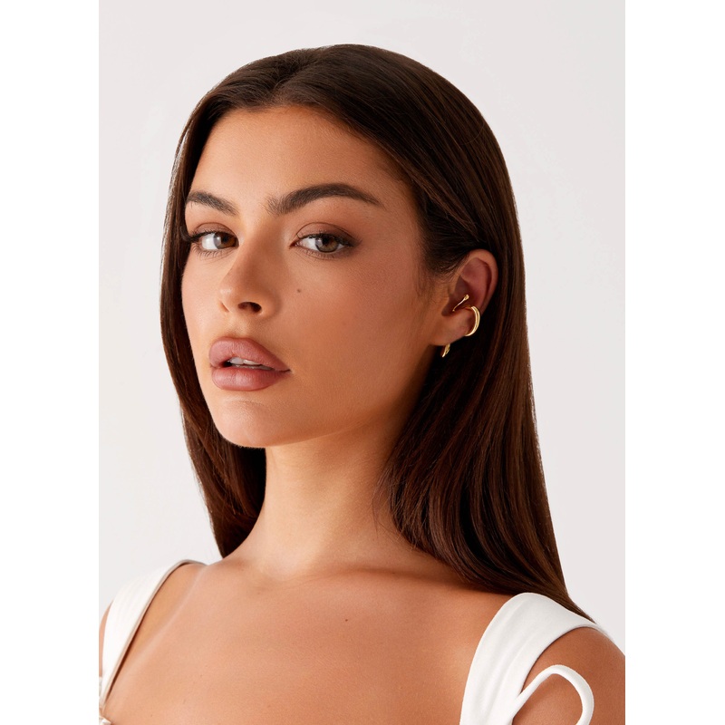 Britti Ear Cuff – Gold Gold One Size