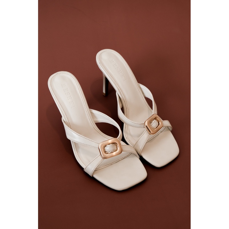 Jodie High Heel With Hardware – Ivory 35