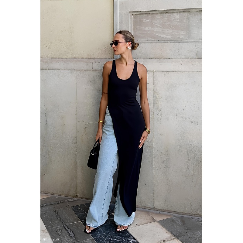 Ellerie Longline Racerback Top – Black XXS