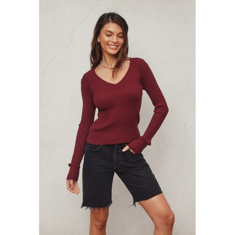 V-Neck Fitted Light Sweater Small Black