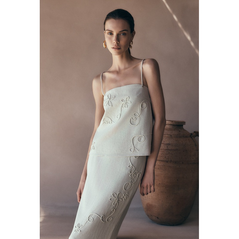 Casey Linen Corded Embroidered Linen Top – Natural XXS