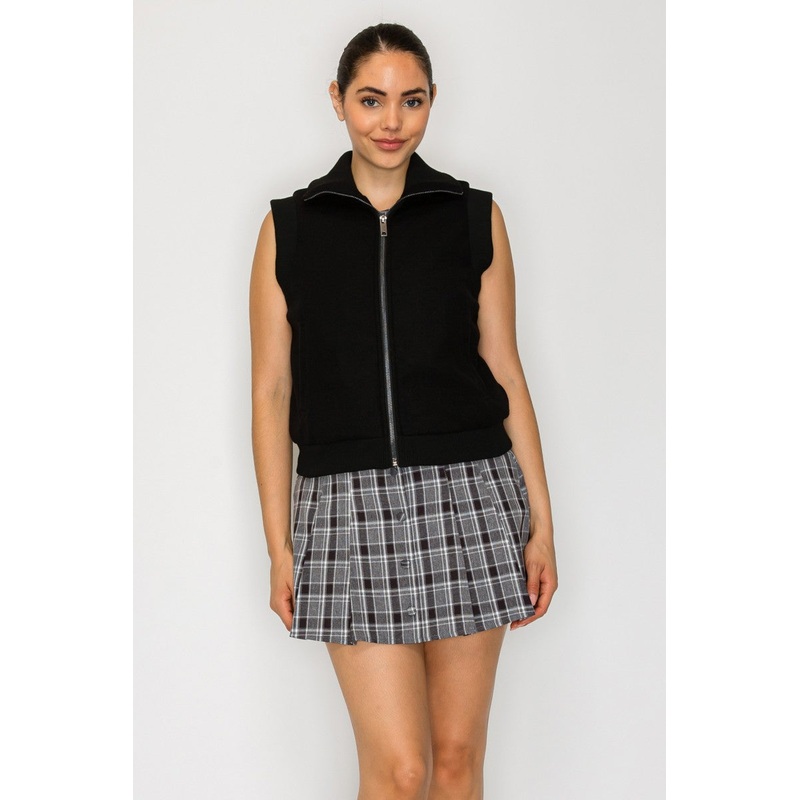 Front Zip Knitted Pocketed Vest Black Small