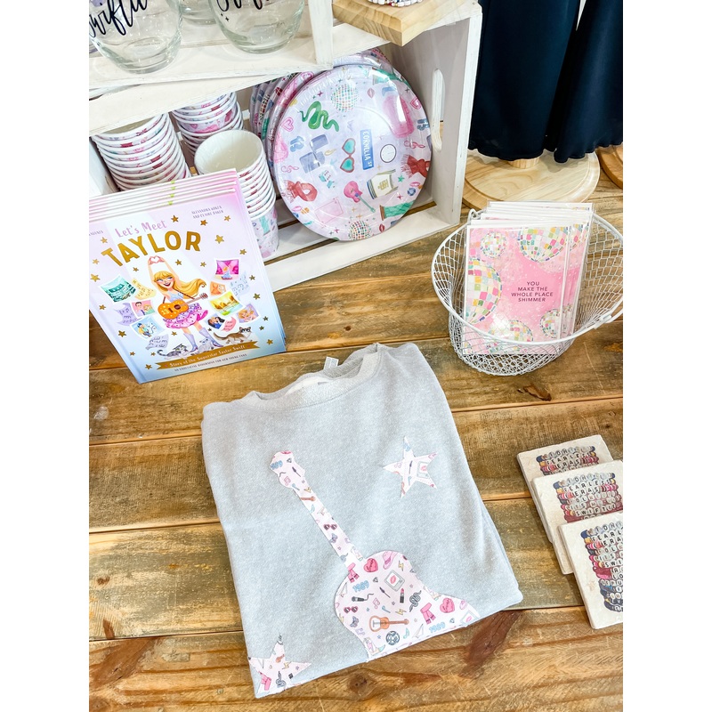 EXCLUSIVE Taylor Swift Grey Guitar Sweatshirt 4/5