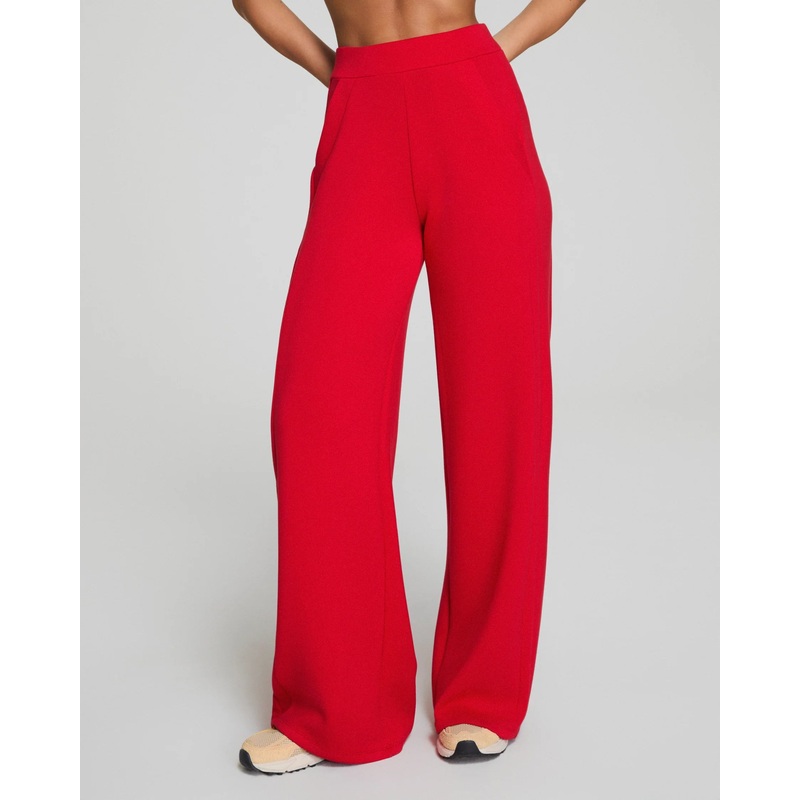 Air Essentials Track Pant – Red XS