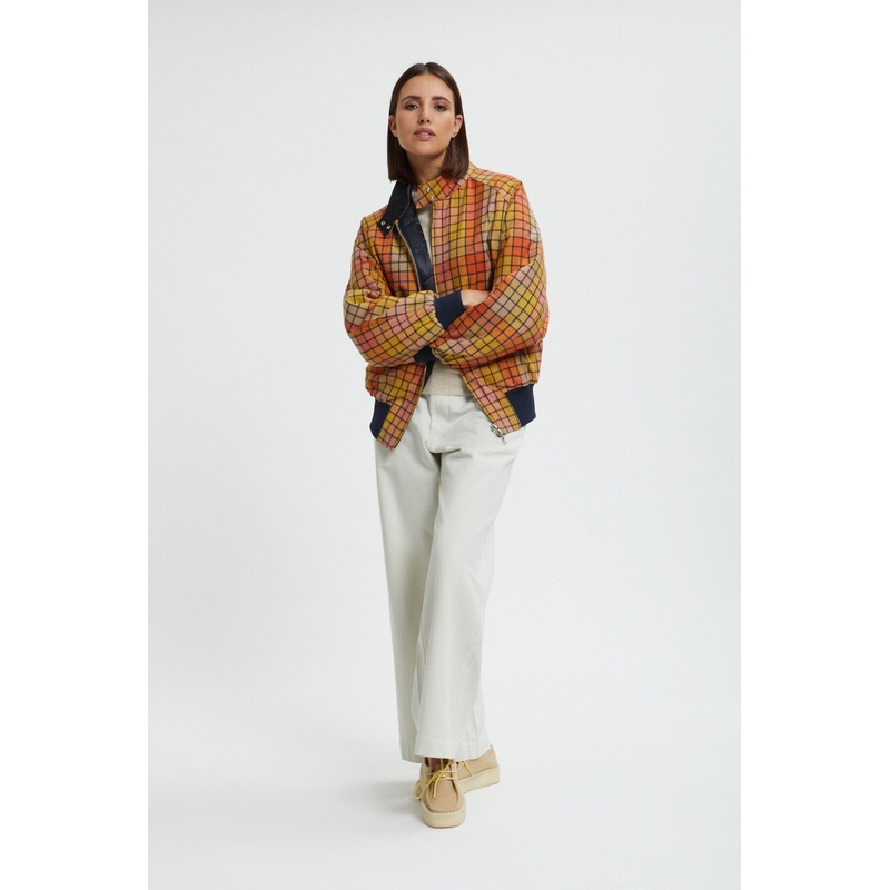 Women’s Reversible Check Wool G9 6