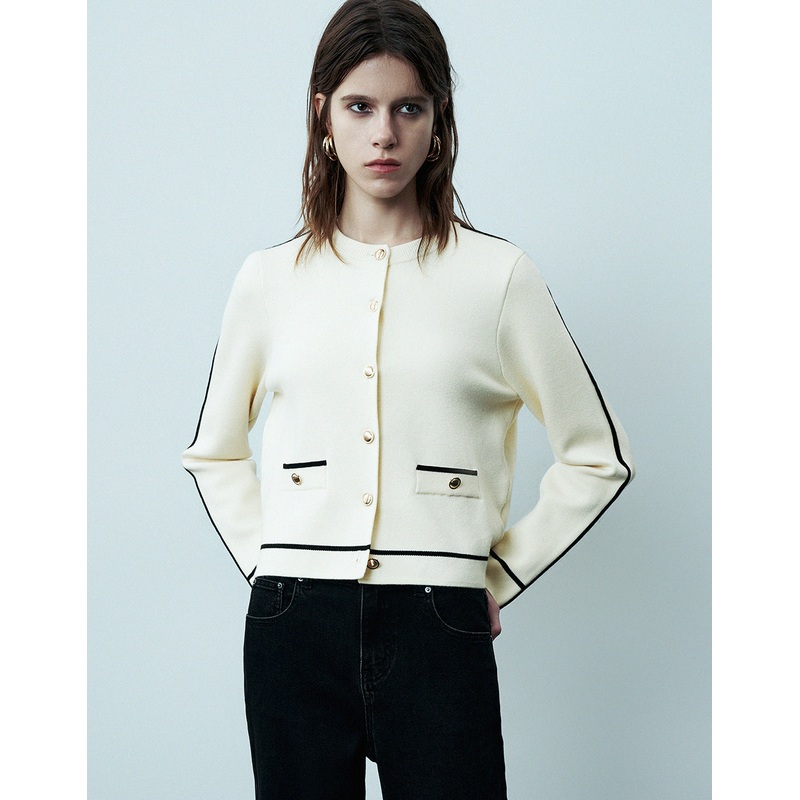 Crew Neck Knitted Cardigan With Fake Pockets White XS