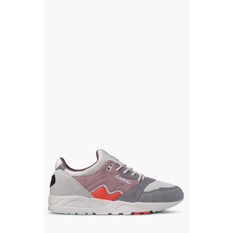 Karhu Aria 95 Frost Grey/Bark US7.5-UK6.5-EU40.5-CM25.9